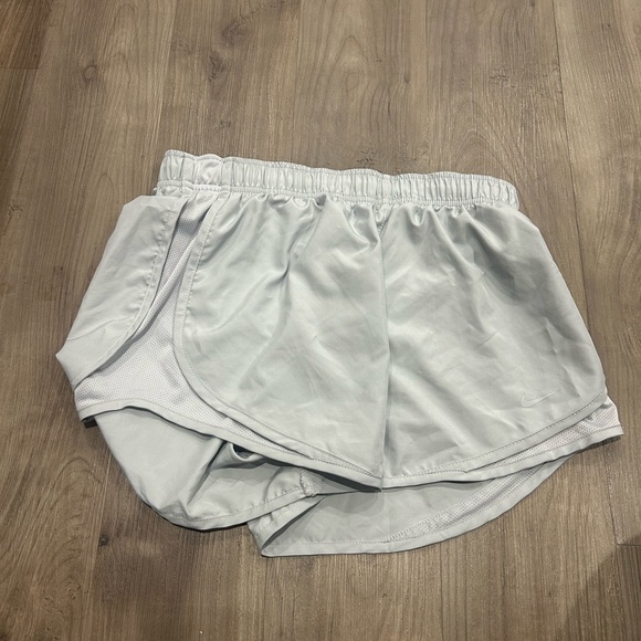 Nike Dri Fit Shorts - Picture 10 of 10